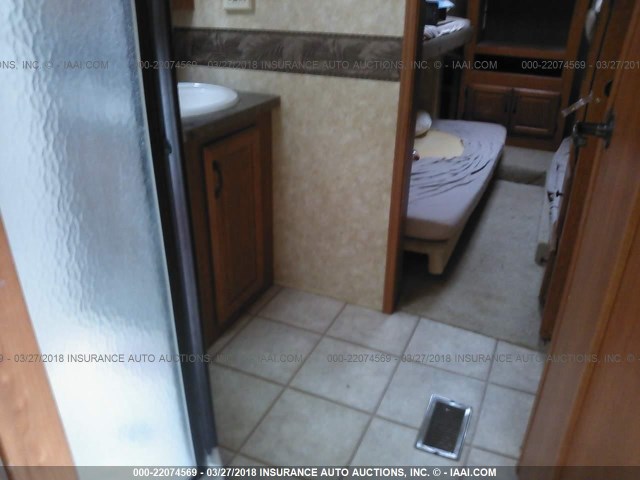 4X4FSAK208J023206 - 2008 FOREST RIVER SANDPIPER  白色 照片 10