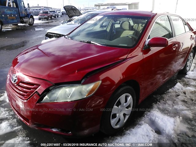 JTNBE46K573033137 - 2007 TOYOTA CAMRY NEW GENERAT CE/LE/XLE/SE RED photo 2