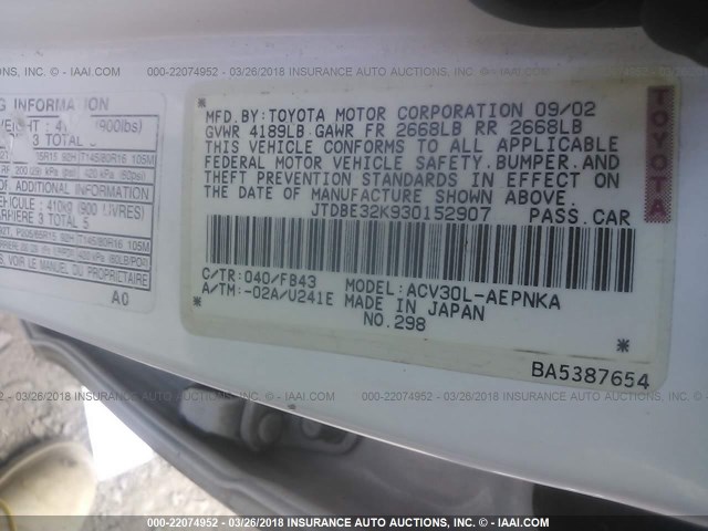 JTDBE32K930152907 - 2003 TOYOTA CAMRY LE/XLE Weiß Foto 9