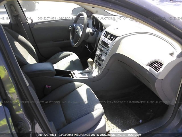 1G1ZG57B79F147233 - 2009 CHEVROLET MALIBU LS 灰色 照片 5