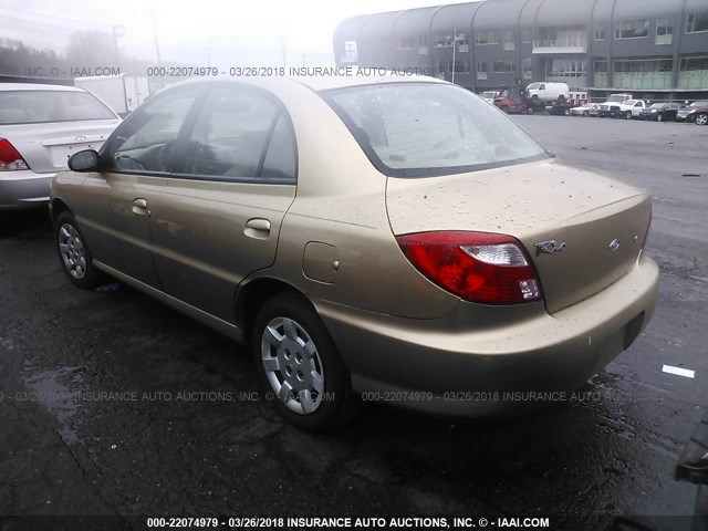 KNADC123026200413 - 2002 KIA RIO GOLD photo 3