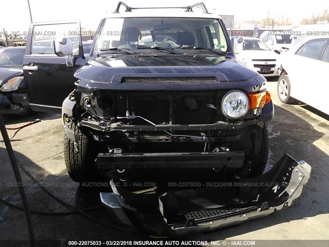 JTEBU11F370078851 - 2007 TOYOTA FJ CRUISER BLACK photo 6