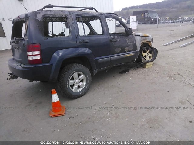 1C4PJMAK5CW128609 - 2012 JEEP LIBERTY SPORT 深蓝色 照片 4