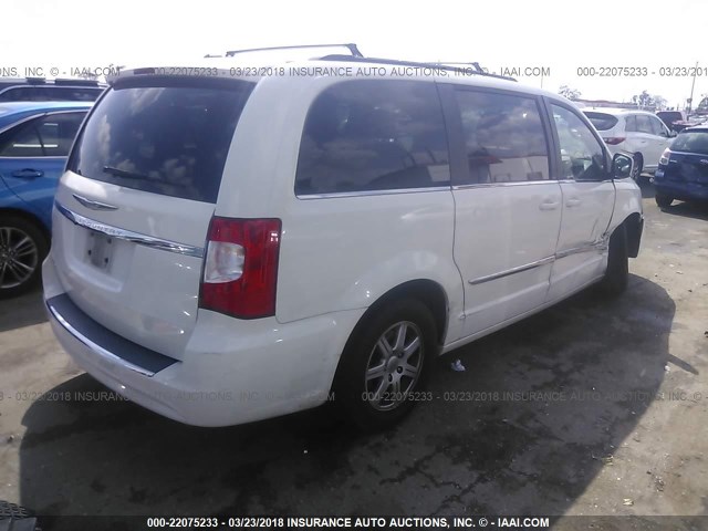 2A4RR5DG7BR681830 - 2011 CHRYSLER TOWN & COUNTRY TOURING WHITE photo 4