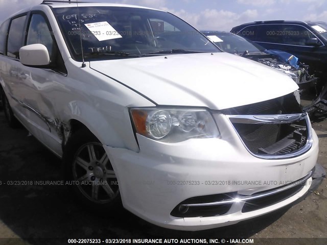 2A4RR5DG7BR681830 - 2011 CHRYSLER TOWN & COUNTRY TOURING WHITE photo 6