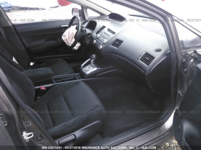 19XFA1F69BE013641 - 2011 HONDA CIVIC LX-S Braun Foto 5