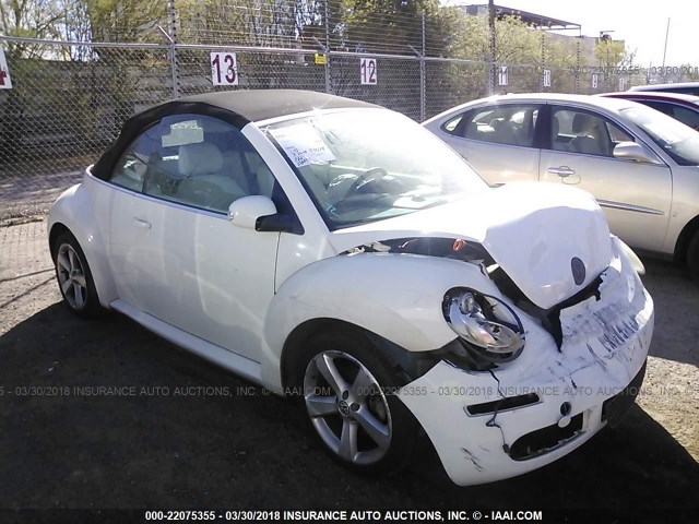 3VWFG31Y17M422522 - 2007 VOLKSWAGEN NEW BEETLE TRIPLE WHITE WHITE photo 1