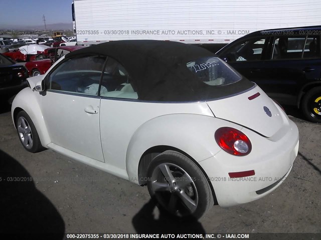 3VWFG31Y17M422522 - 2007 VOLKSWAGEN NEW BEETLE TRIPLE WHITE WHITE photo 3