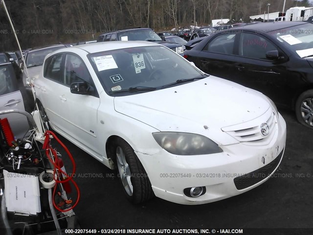 JM1BK144861433770 - 2006 MAZDA 3 HATCHBACK WHITE photo 1