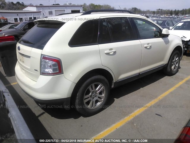 2FMDK38C78BB12795 - 2008 FORD EDGE SEL WHITE photo 4