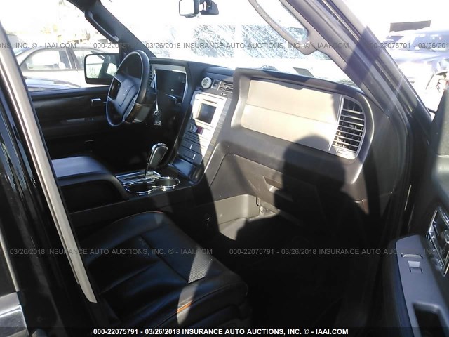 5LMFU28597LJ18706 - 2007 LINCOLN NAVIGATOR BLACK photo 5