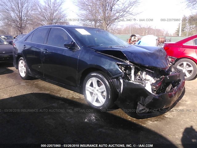 4T1BF1FK4CU085293 - 2012 TOYOTA CAMRY SE/LE/XLE Черный фото 1