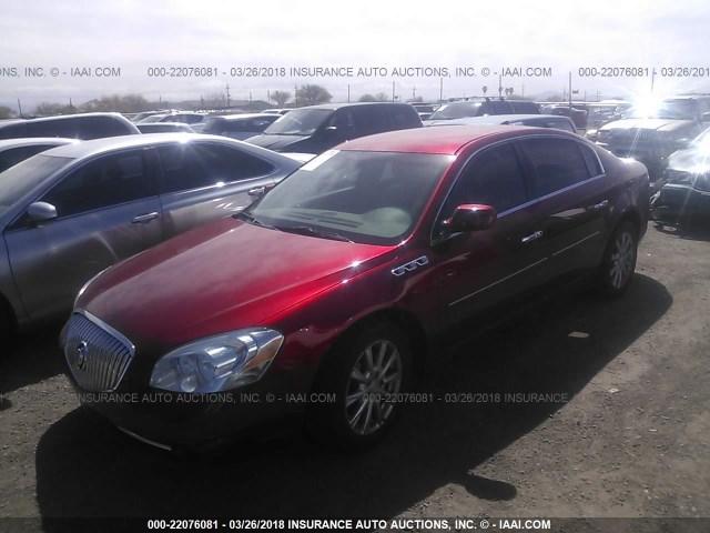 1G4HC5EM2BU105696 - 2011 BUICK LUCERNE CXL RED photo 2