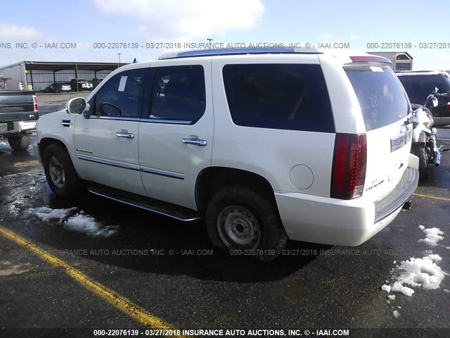 1GYFK63857R257700 - 2007 CADILLAC ESCALADE LUXURY WHITE photo 3