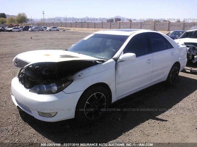 4T1BE32KX5U025669 - 2005 TOYOTA CAMRY LE/XLE/SE 白色 照片 2