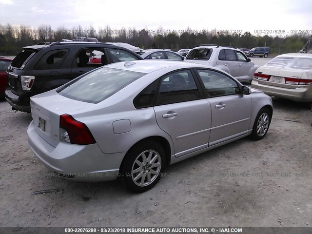 YV1MS382582399825 - 2008 VOLVO S40 2.4I SILVER photo 4