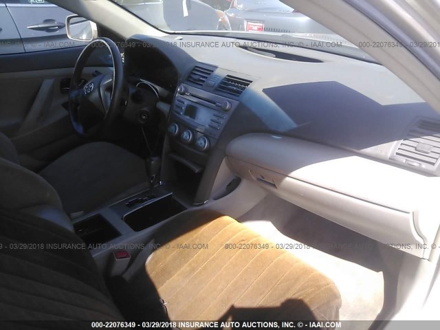 4T1BE46K48U730665 - 2008 TOYOTA CAMRY CE/LE/XLE/SE GOLD photo 5