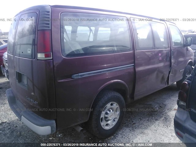 1GAGG25R0Y1117122 - 2000 CHEVROLET EXPRESS G2500  PURPLE photo 4