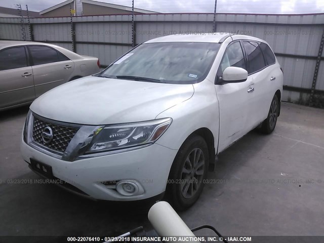 5N1AR2MN8EC644214 - 2014 NISSAN PATHFINDER S/SV/SL/PLATINUM WHITE photo 2