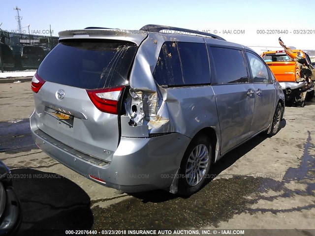 5TDYK3DC0GS752324 - 2016 TOYOTA SIENNA XLE/LIMITED SILVER photo 4