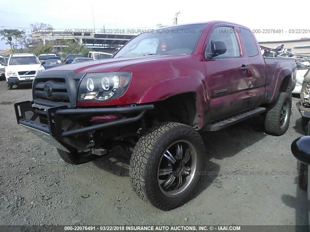 5TETU62N26Z213148 - 2006 TOYOTA TACOMA PRERUNNER ACCESS CAB RED photo 2