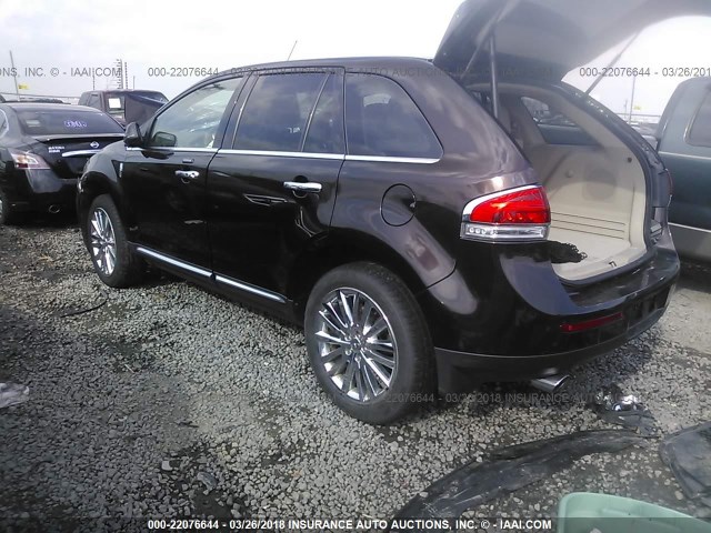 2LMDJ6JK3DBL05627 - 2013 LINCOLN MKX BLACK photo 3