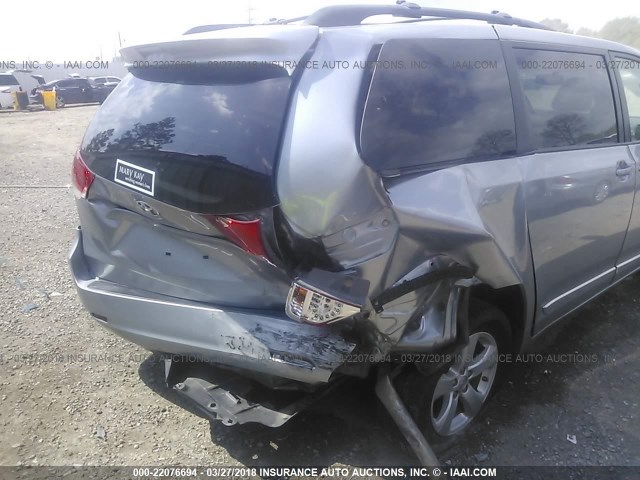 5TDKK3DC5ES526735 - 2014 TOYOTA SIENNA LE SILVER photo 6