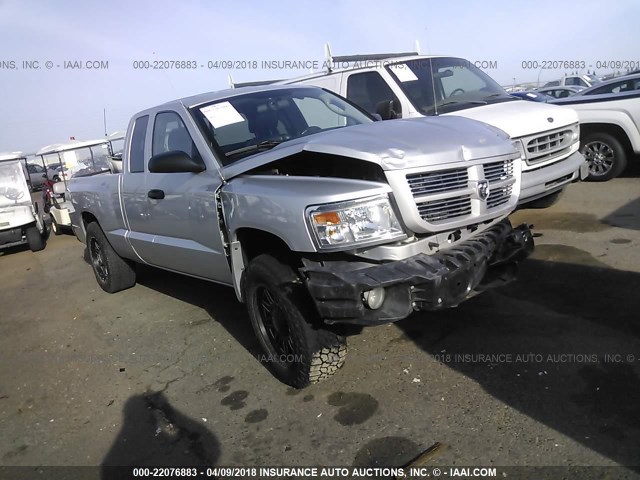 1D7HW62N78S632707 - 2008 DODGE DAKOTA SPORT SILVER photo 1