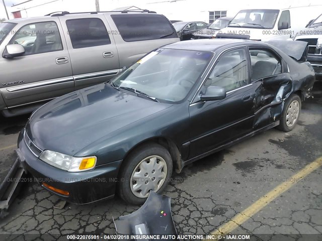 1HGCD5638VA262299 - 1997 HONDA ACCORD LX/EX BLUE photo 2