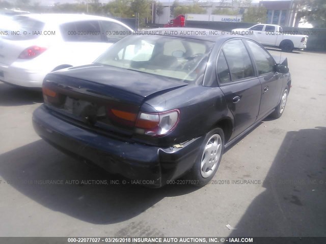 1G8ZK52782Z184850 - 2002 SATURN SL2 GRAY photo 4