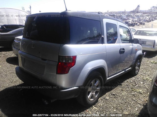 5J6YH18799L003813 - 2009 HONDA ELEMENT EX SILVER photo 4