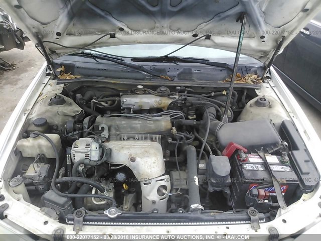 JT2BG28K4Y0489562 - 2000 TOYOTA CAMRY LE/XLE Weiß Foto 10