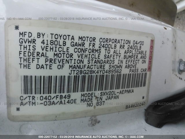 JT2BG28K4Y0489562 - 2000 TOYOTA CAMRY LE/XLE Weiß Foto 9