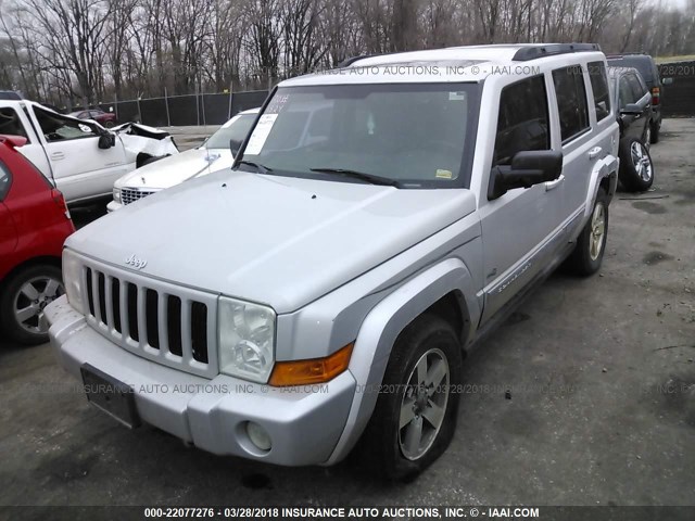 1J8HG48K06C273841 - 2006 JEEP COMMANDER SILVER photo 2