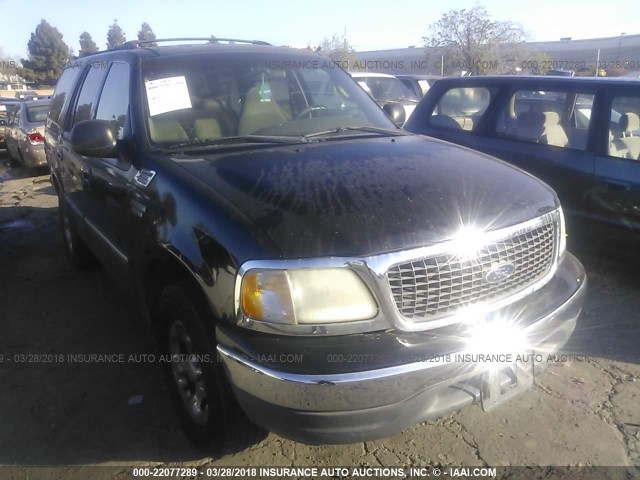 1FMRU1560YLC22798 - 2000 FORD EXPEDITION XLT BLACK photo 1