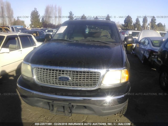 1FMRU1560YLC22798 - 2000 FORD EXPEDITION XLT შავი ფოტო 6