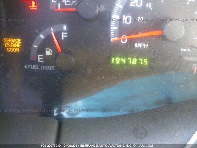 1FMRU1560YLC22798 - 2000 FORD EXPEDITION XLT შავი ფოტო 7