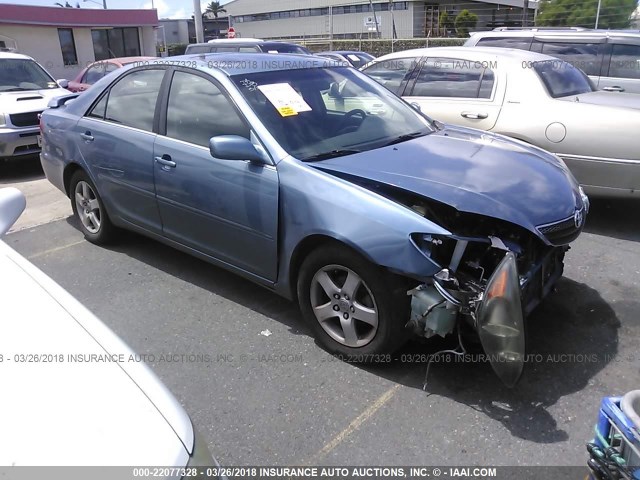 JTDBE32K840260310 - 2004 TOYOTA CAMRY LE/XLE BLUE photo 1