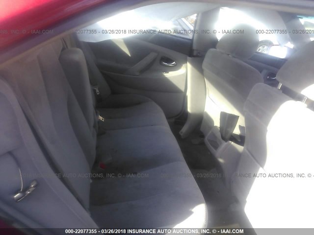 4T1BF3EK5BU643745 - 2011 TOYOTA CAMRY SE/LE/XLE RED photo 8