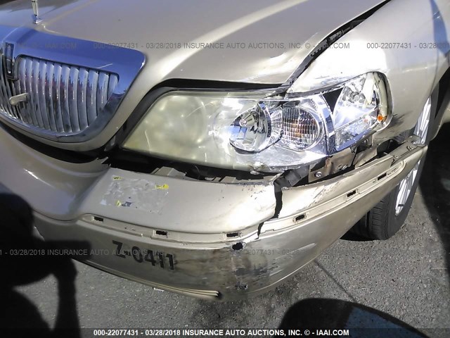 1LNHM81W54Y608060 - 2004 LINCOLN TOWN CAR EXECUTIVE/SIGNATURE ოქროსფერი ფოტო 6