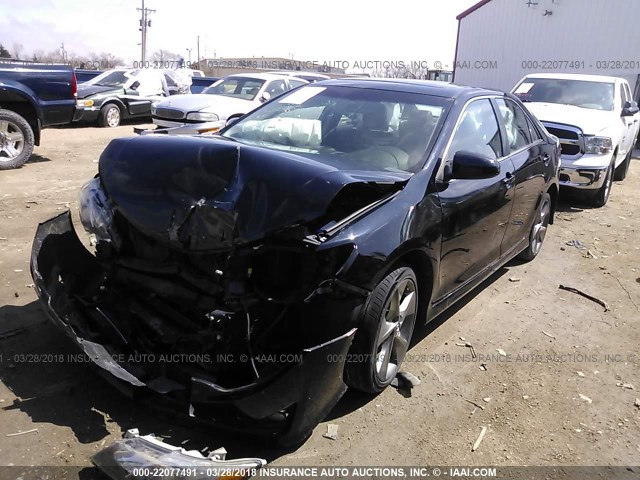 4T1BF1FK0CU202125 - 2012 TOYOTA CAMRY SE/LE/XLE Черный фото 2