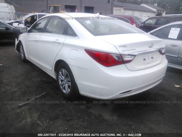 5NPEB4AC4CH372223 - 2012 HYUNDAI SONATA GLS WHITE photo 3