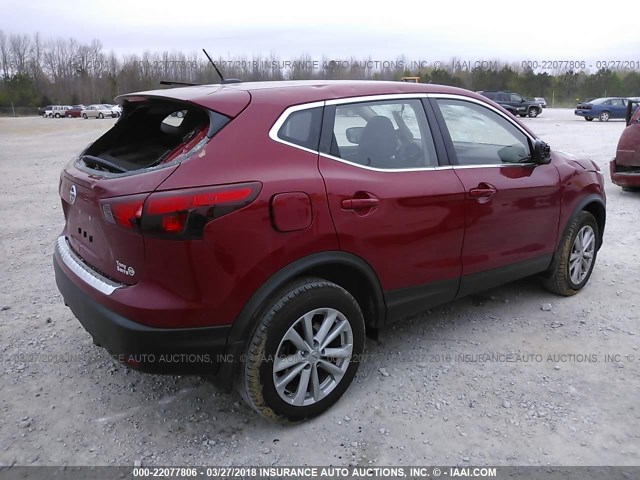 JN1BJ1CP5JW103078 - 2018 NISSAN ROGUE RED photo 4