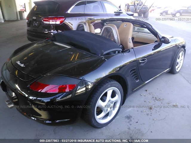 WP0CA298X8U712535 - 2008 PORSCHE BOXSTER BLACK photo 4