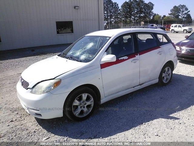 2T1KR32E43C053125 - 2003 TOYOTA COROLLA MATRIX XR WHITE photo 2