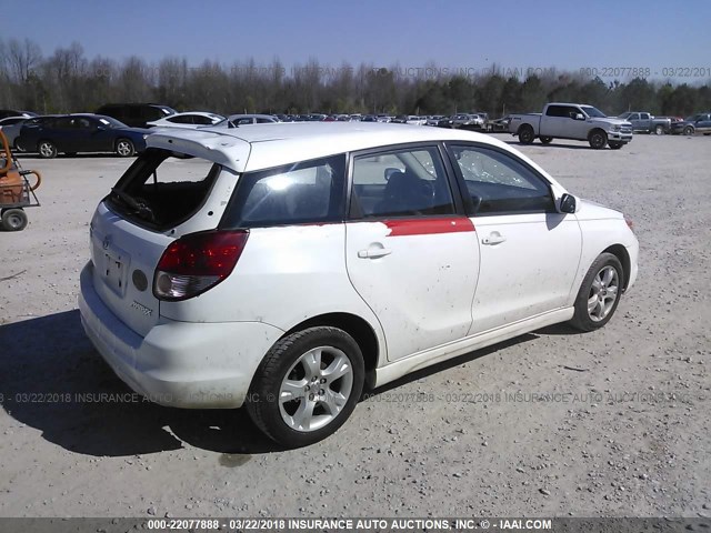 2T1KR32E43C053125 - 2003 TOYOTA COROLLA MATRIX XR WHITE photo 4