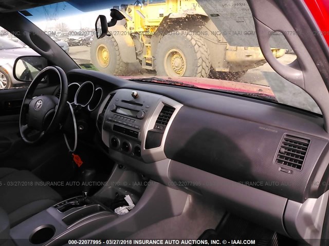 5TELU42N88Z552116 - 2008 TOYOTA TACOMA DOUBLE CAB წითელი ფოტო 5