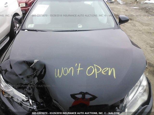 4T1BF1FK5GU149864 - 2016 TOYOTA CAMRY LE/XLE/SE/XSE შავი ფოტო 10