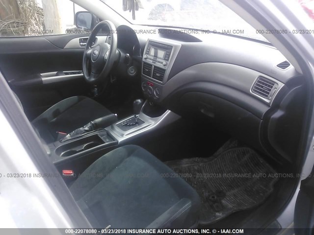 JF1GH61639H825130 - 2009 SUBARU IMPREZA 2.5I SILVER photo 5