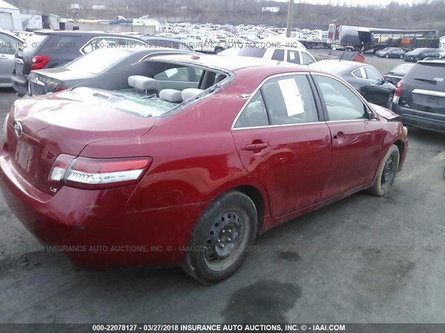 4T1BF3EK8AU512243 - 2010 TOYOTA CAMRY SE/LE/XLE Красный фото 4
